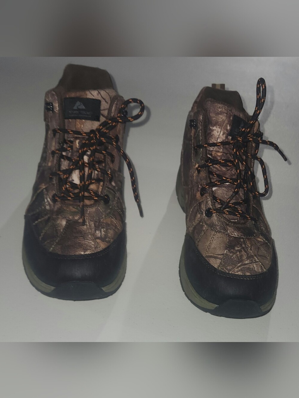 Ozark Trail Boys Mossy Oak Camo Lace-Up Outdoor Hiking Boots Size 5 Big Boys